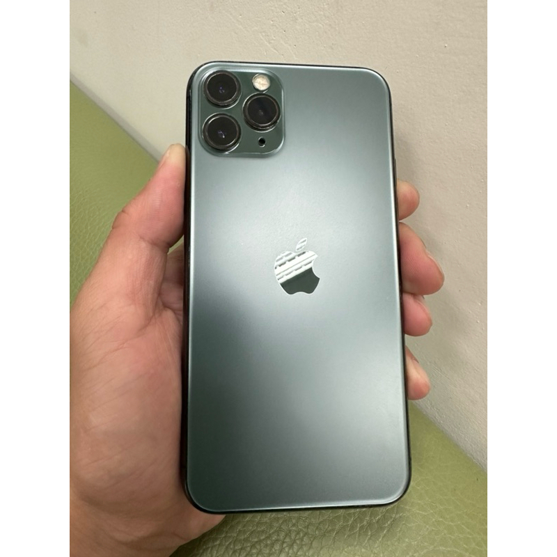二手IPhone11Pro，256G綠，無盒，🔋75%，全機無修，螢幕不明顯小刮傷，其他一點使用痕跡，功能都正常