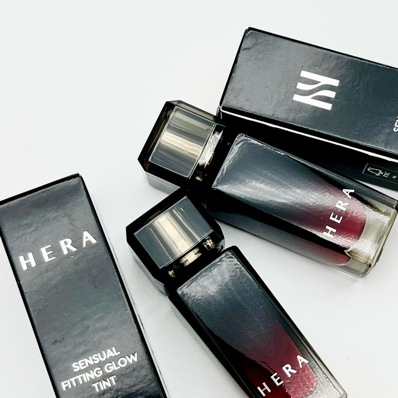 HERA | 赫妍 輕盈鏡彩唇釉 舊款黑瓶126 419 304 新款白瓶6色