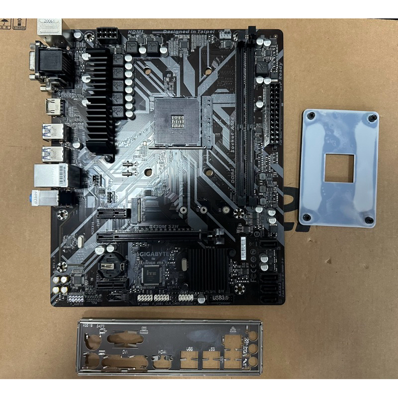 中古 二手 主機板 技嘉 B450M S2H兩個記憶體插槽正常 可以開機