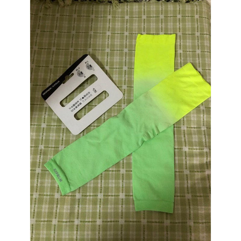 (全新商品）迪卡儂 decathlon 涼感防曬 UPF50 跑步袖套 漸層色系 螢光綠 公路車袖套 XS/S
