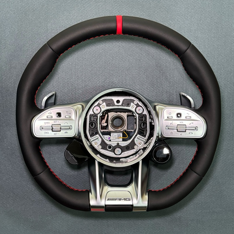 Benz 賓士 AMG 方向盤皮革翻新 #方向盤#方向盤皮革