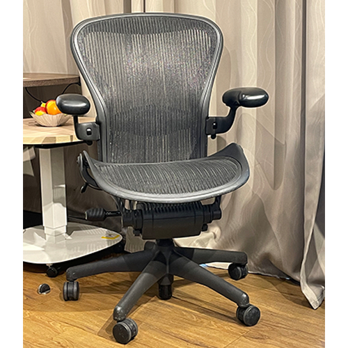 【耀偉】 Herman miller Aeron 1.0 二手 辦公椅 電腦椅 二手商品 二手椅 size:B