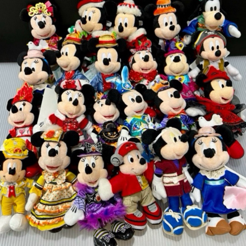 出清特價💕日本🇯🇵迪士尼 早期 絕版 米奇 米妮 高飛 週年 小丑 聖誕節 萬聖節 娃娃 玩偶 吊飾 鑰匙圈