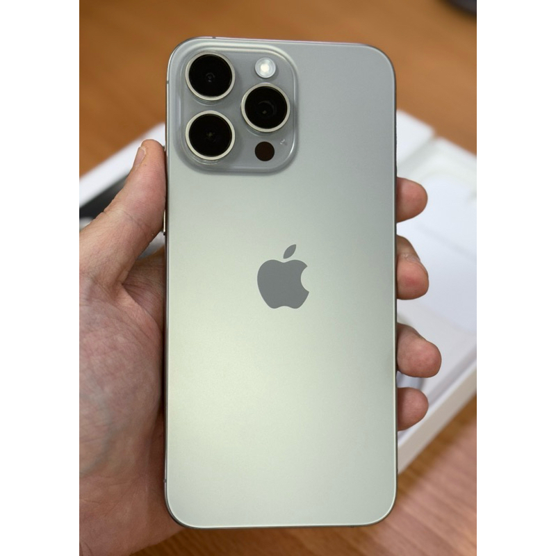 （不議價）iPhone 15 pro max 256g 鈦原色 極新無痕無傷