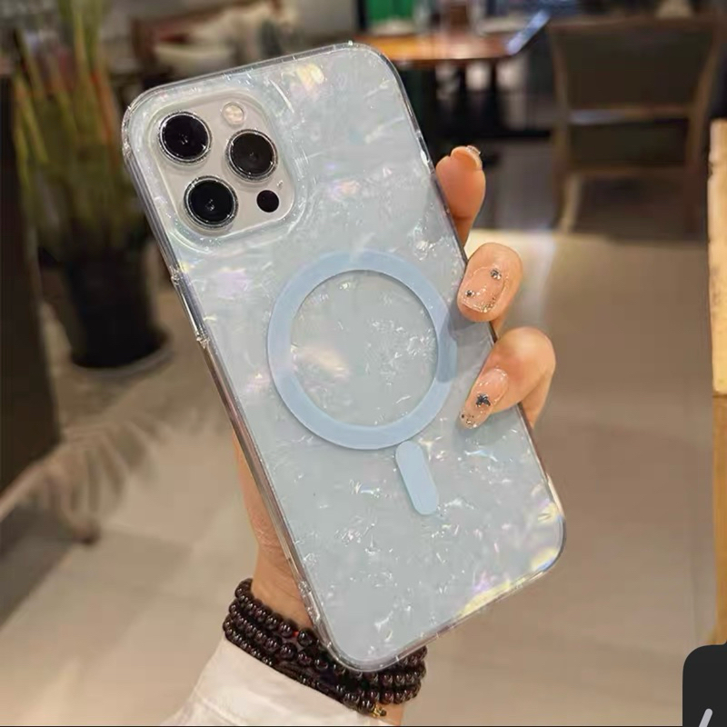 iPhone 15 pro 冰透藍貝殼磁吸手機殼