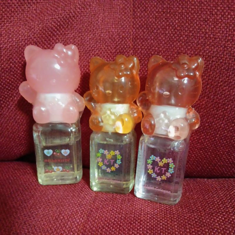 早期全新的1998年 Hello Kitty日本帶回日本製 公仔造型香水 櫻桃水果香氛 芳香 絕版珍藏 單瓶報價