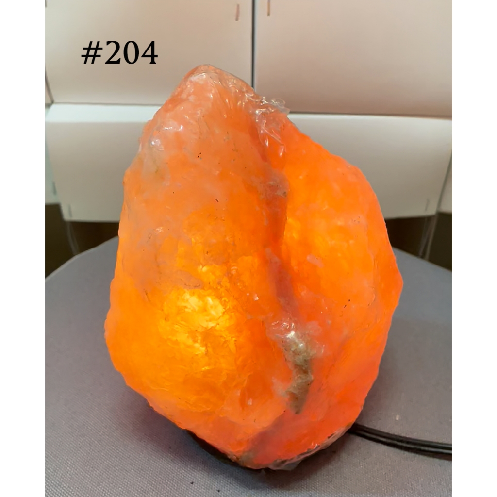 【喜馬拉雅玫瑰鹽燈】鹽晶燈出清特價 #204 巴基斯坦 鹽燈 自然形1.95公斤 展示品 玫瑰岩鹽 就是照片影片這一顆