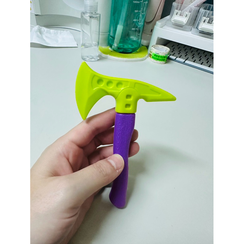 斧頭造型蘿蔔刀 塑膠玩具 舒壓玩具