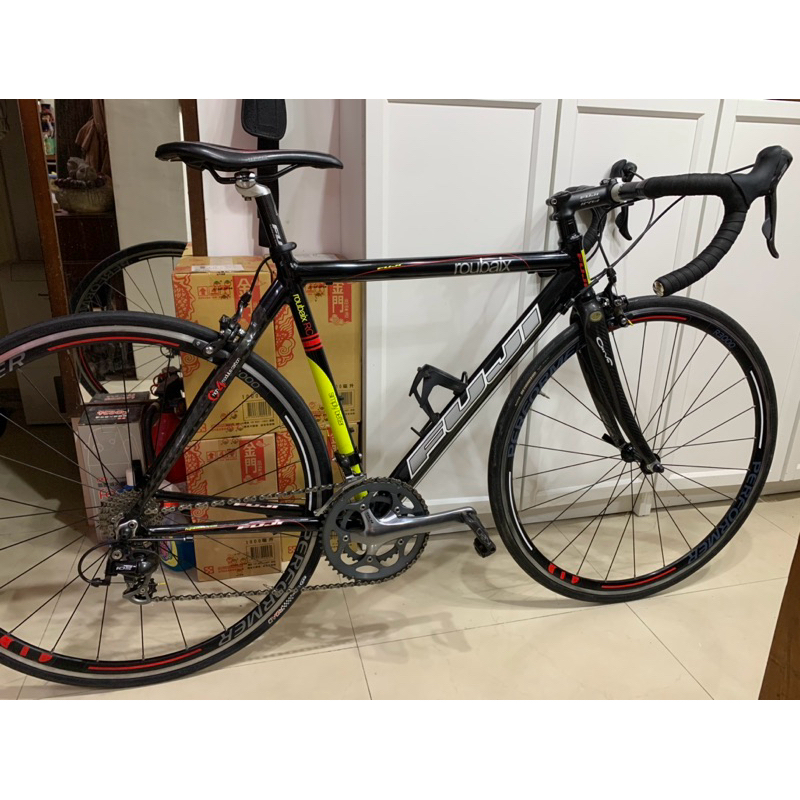 售 FUJI roubaix 公路車 105變速組20速 尺寸M GIANT MERIDA可参考