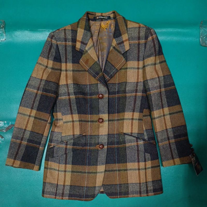 英國製 DAKS 全新 原2萬多元 女 血統純正 高級純羊毛 秋冬款 保暖 優雅 高貴 西裝外套 M號