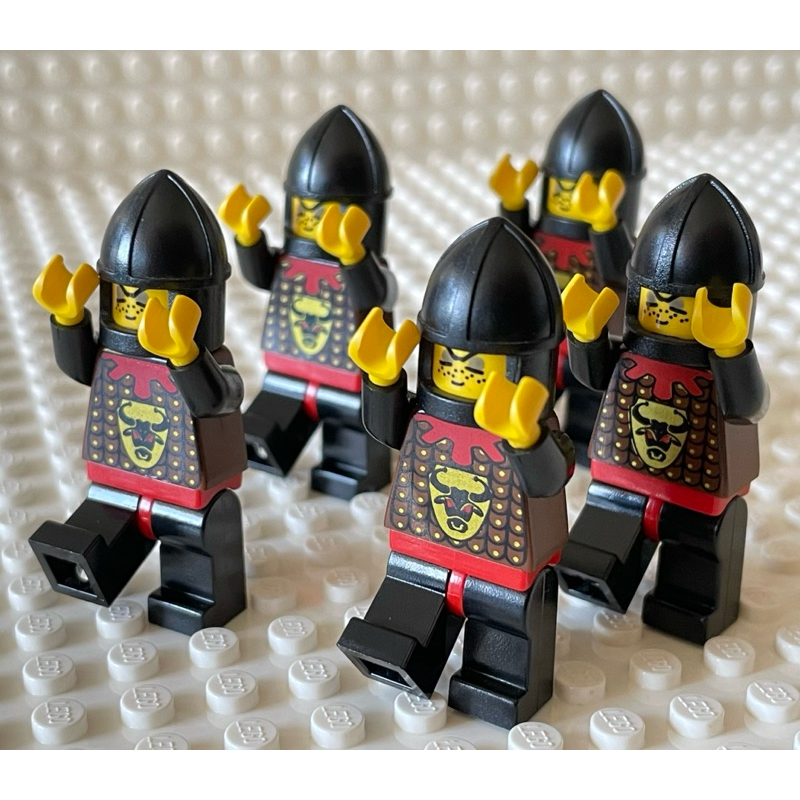 LEGO樂高 城堡系列 二手 6096 絕版 牛國 士兵 徵兵（隨機出）