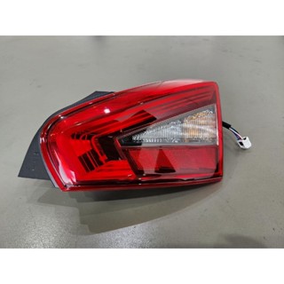 OK商城 HID 裕隆 NISSAN 18- I TIIDA 原廠 尾燈 單顆