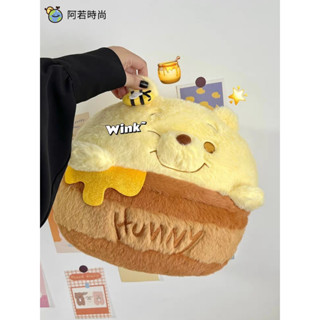 🔥可愛抱枕被子【臺灣出貨】🔸兩用二合一 毛毯子 維尼熊 汽車載車上靠枕 辦公室午睡 沙發靠墊 珊瑚絨空調毯
