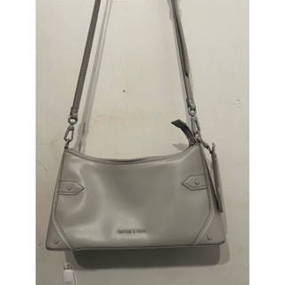 charles & keith 小CK 斜揹包 翻蓋斜揹包