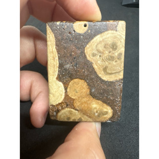 P4689 天然泰國龍宮舍利原礦 靈骨舍利 墜子 無事牌 墜飾 已打孔