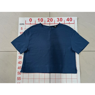 【二手衣櫃】UNIQLO 優雅親膚嫘縈上衣 S號 圓領 寬版 落肩袖 短袖雪紡上衣 柔順輕盈 素色上衣 1120810
