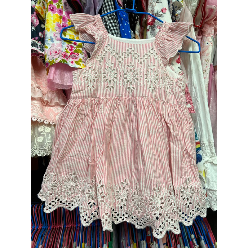 二手 童裝 GAP粉色 刺繡洋裝 雕花洋裝