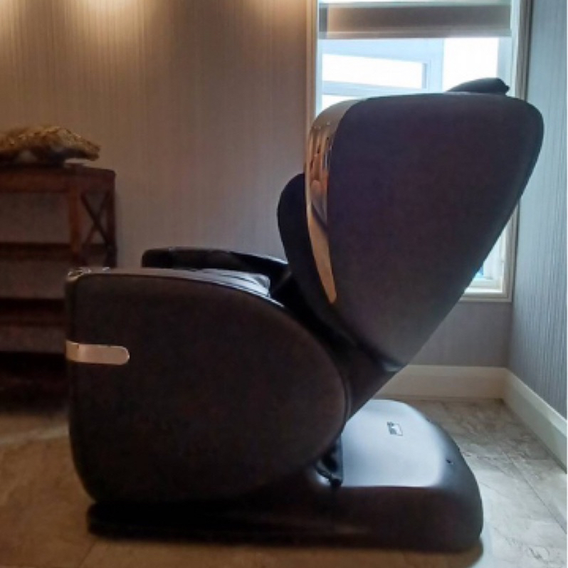 《極新》OSIM888四手天王按摩椅ulove2