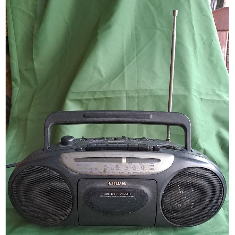 早期aiwa手提收音機 CS-R260SH