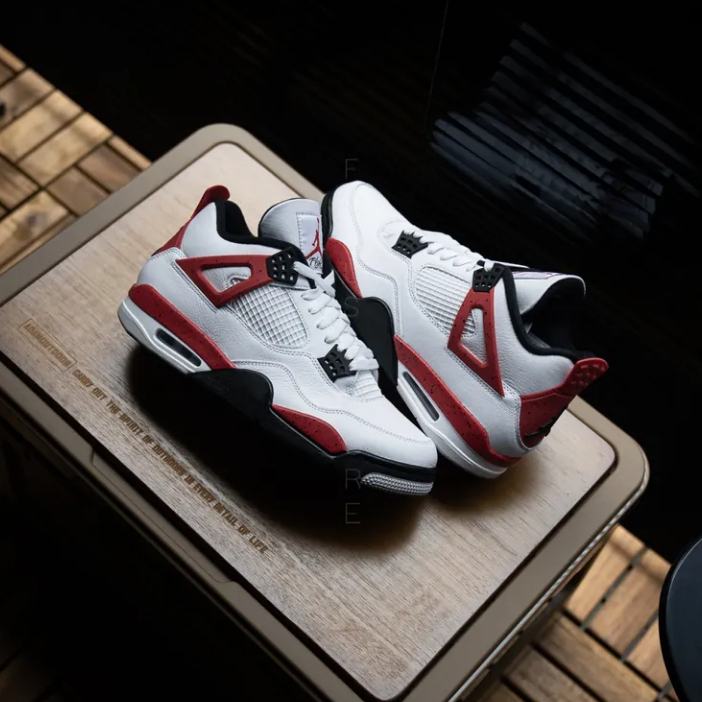 【Focus Store】現貨 Nike Air Jordan 4 Red Cement 紅水泥 DH6927-161