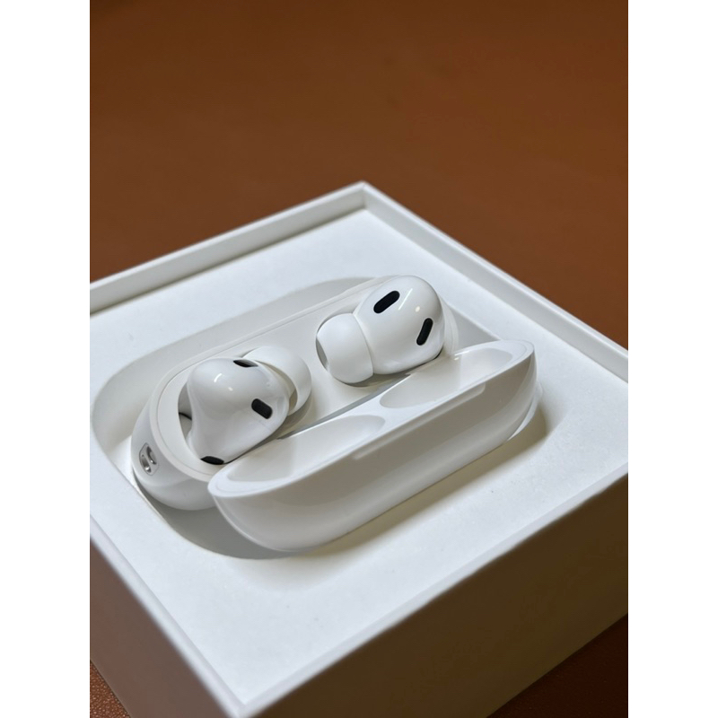 蘋果 AirPods Pro 2代 充電盒！全新！二手保固內，AirPods Pro2全新二手左耳！右耳！