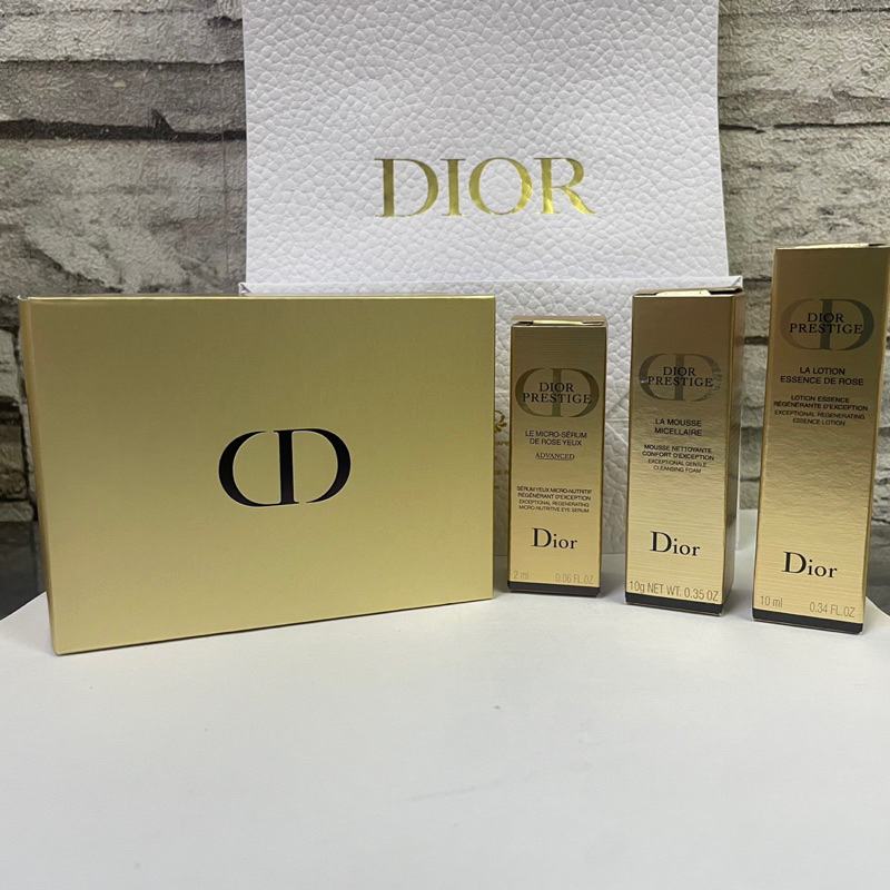 Dior-迪奧精萃再生玫瑰體驗禮2022 再生花蜜玫瑰凝露10ml 再生玫瑰微導眼凝萃2ml 精萃再生玫瑰潔顏乳10g