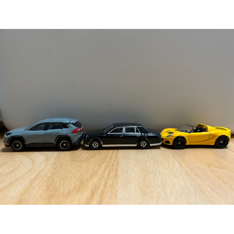 Tomica小車🚗玩具車必買❤️三台二手便宜賣🚕
