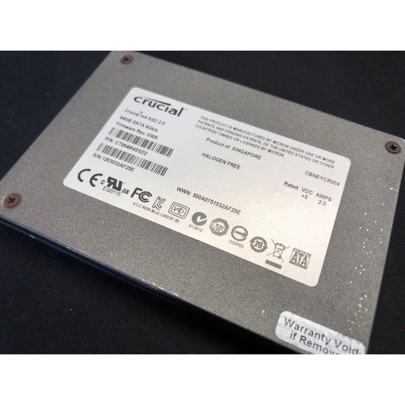 鎂光SSD，64G固態硬碟，良好度92%，溫度異常，插座受損，讀寫正常，附圖。