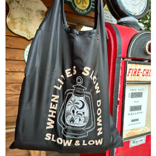 SLOW & LOW 巴哥露營趣。防潑水環保購物袋 #可收納 #收納袋附掛鈎