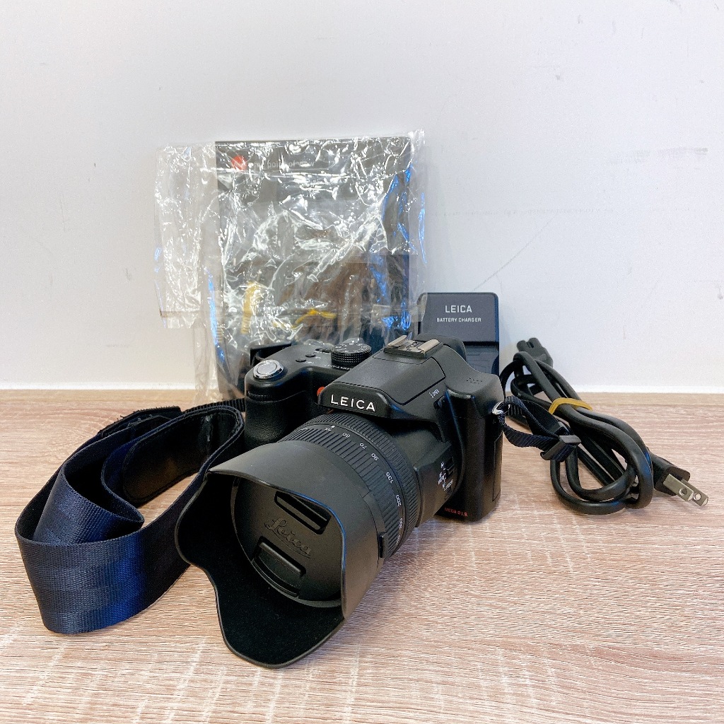( 輕便CCD旅遊機 ) Leica萊卡 V-Lux1 類單眼 手動變焦 4K 二手 翻轉螢幕 德國徠卡 數位相機