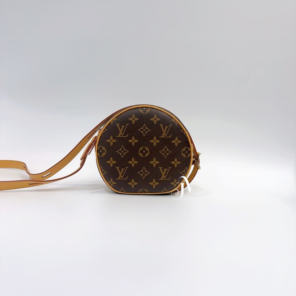 Shop Louis Vuitton Boite chapeau souple pm (M45578) by 環-WA