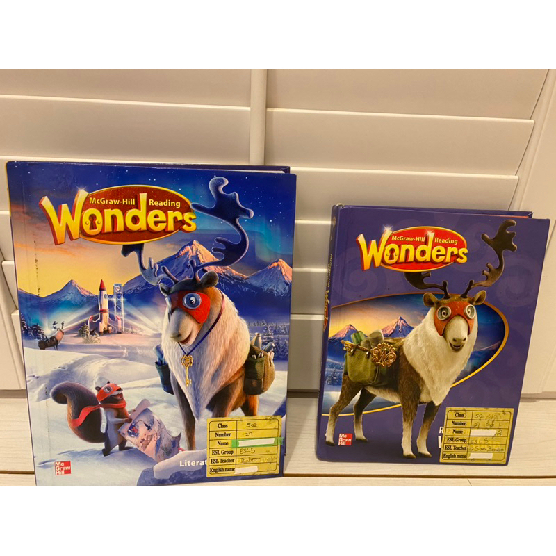 Reading Wonders , Grade 5 (二手書）兩本合售900