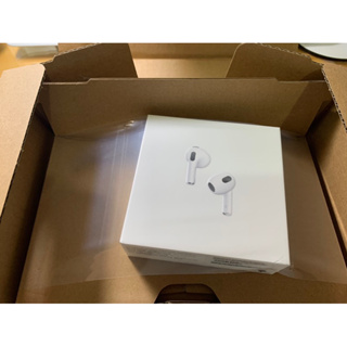 Apple 原廠 AirPods 3 藍芽耳機 Lightning 充電盒