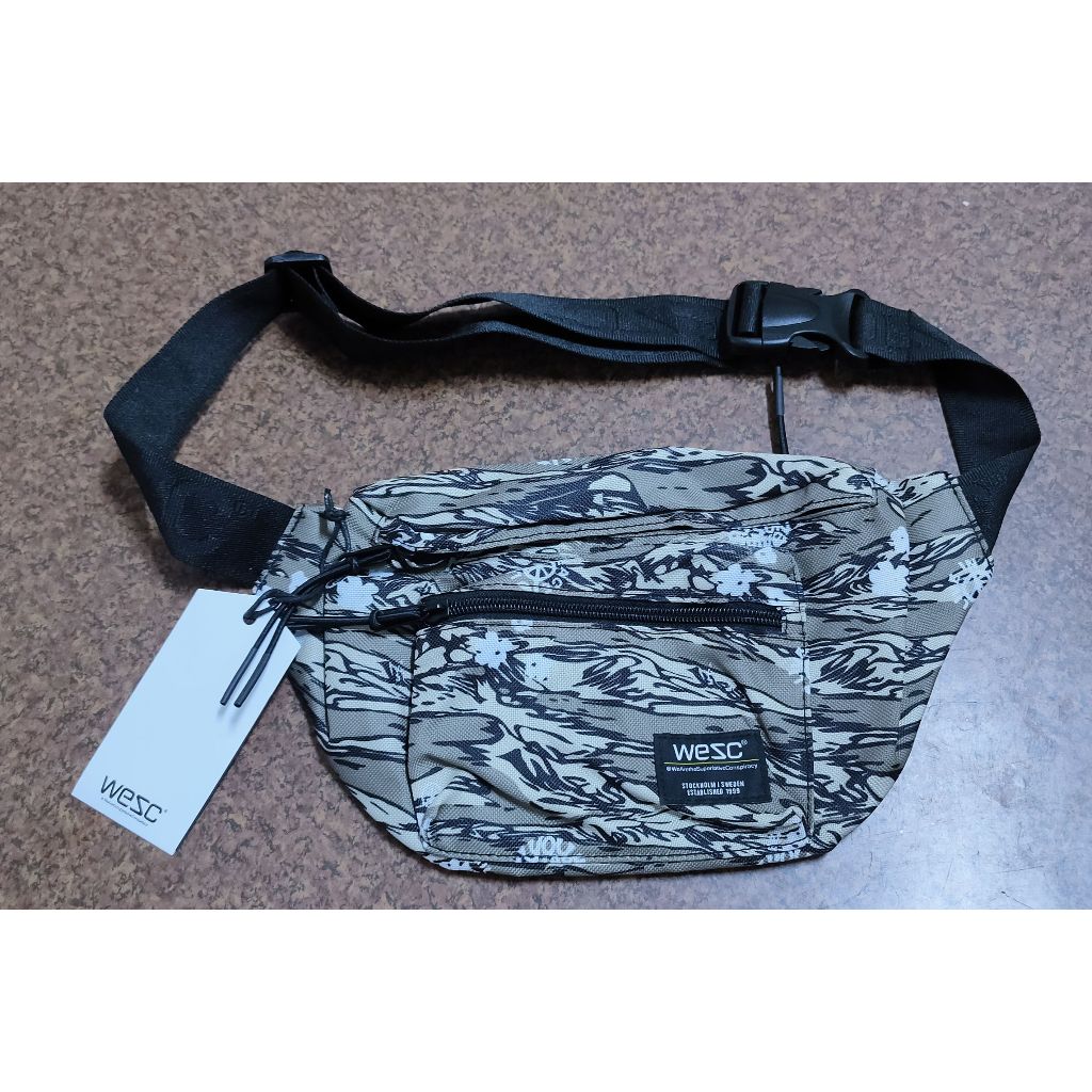 WESC tiger camo bum bag 老虎迷彩腰包