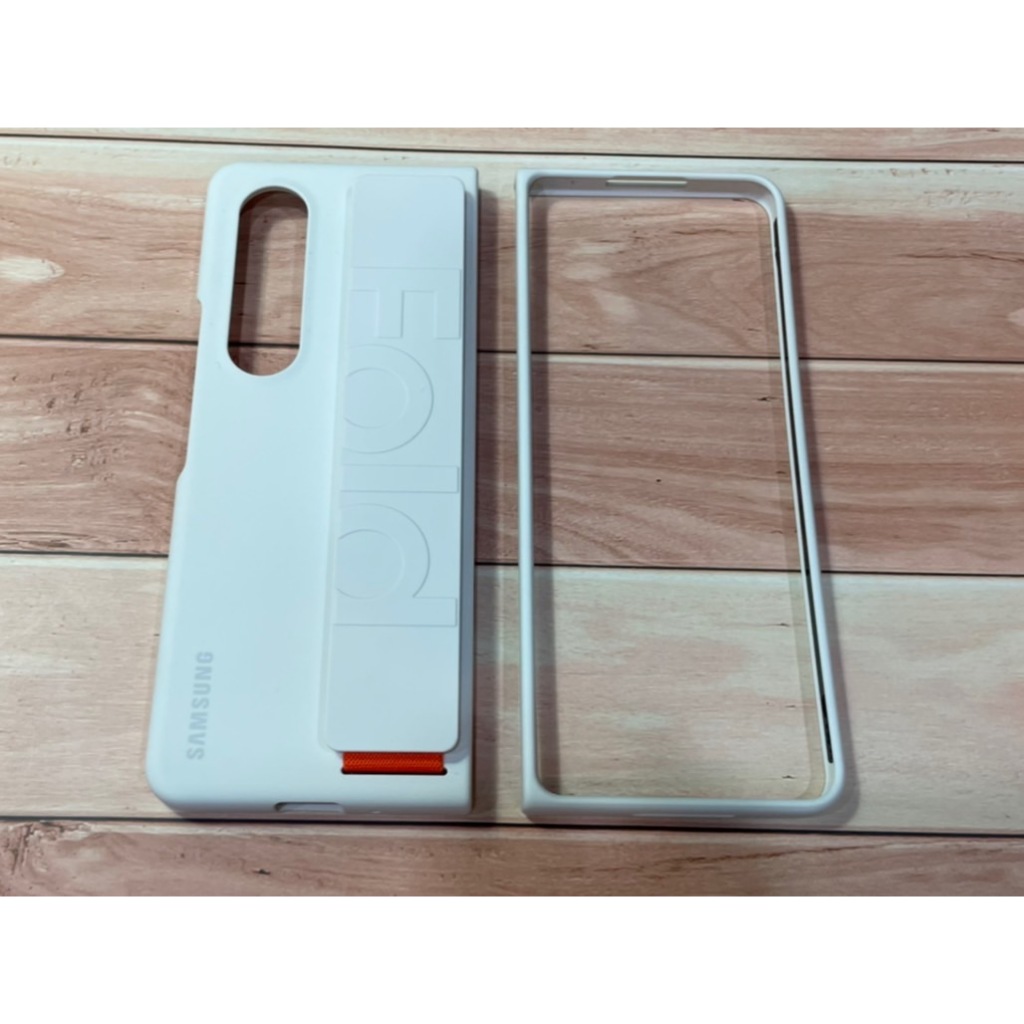 二手用過 三星 SAMSUNG Galaxy Z Fold4 矽膠薄型背蓋 白色