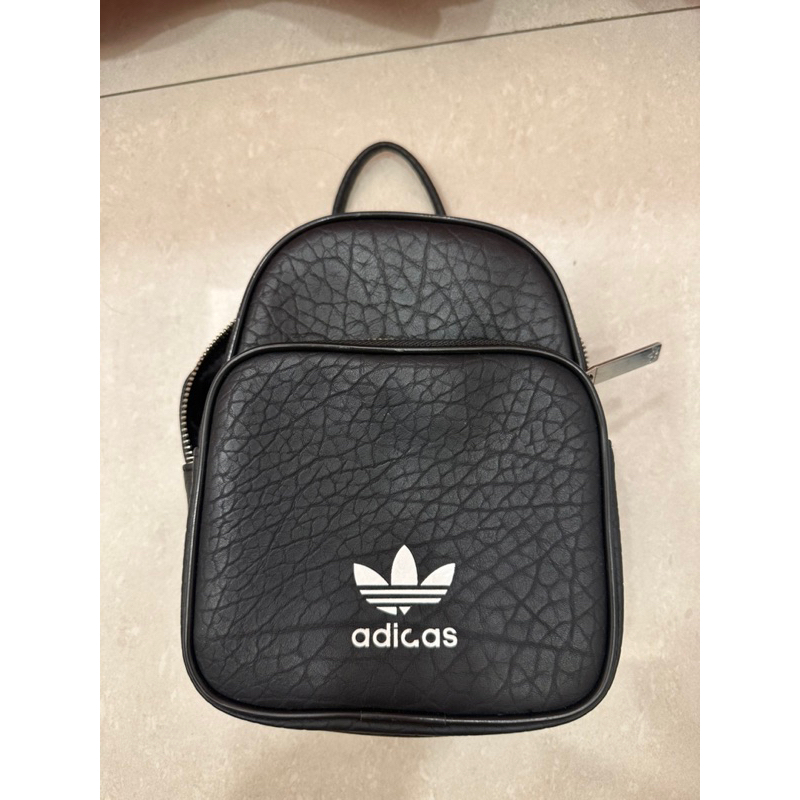 adidas 愛迪達 迷你後背包 Original Mini backpack bag 黑白皮革後背包沒有付背包鍊