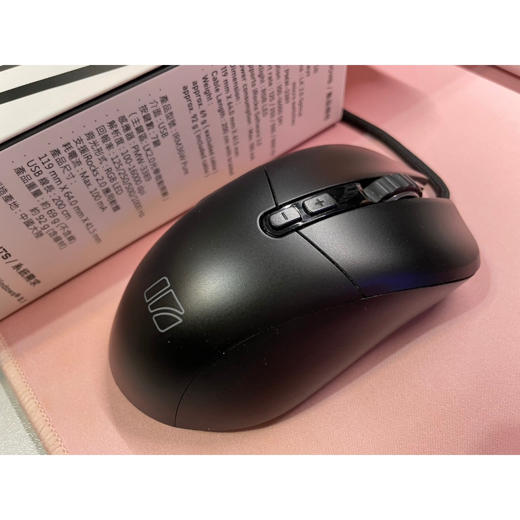 [二手]iRocks 艾芮克 M36 Pure 輕量化電競滑鼠 有線滑鼠 遊戲滑鼠 RGB 輕量化