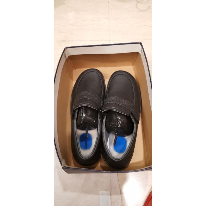 全新MoonStar日本製男性老人鞋，黑色，尺碼25.5號