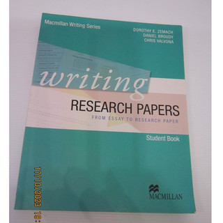 「二手書」(課本) Writing Research Papers Zemach 9780230421943