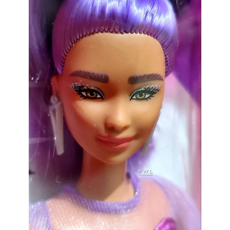 美泰兒 😍 正版 芭比娃娃 時尚達人 #178 BARBIE FASHIONISTAS DOLL #紫髮 #hbv12