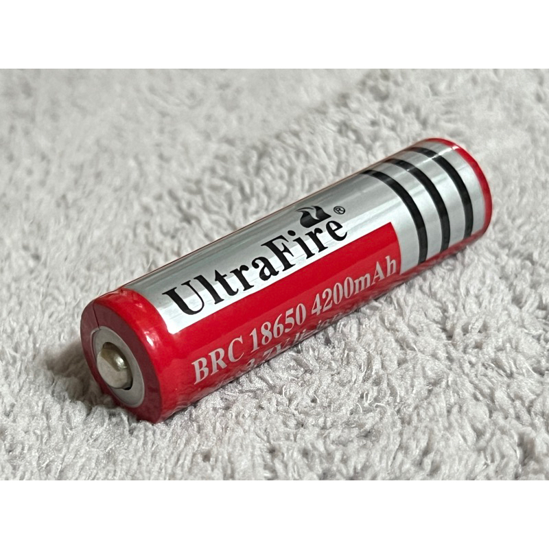 台灣現貨 UltraFire 凸頭 BRC18650 電池 3.7V 紅標 大容量 電池 便宜賣 電動工具 搖控模型