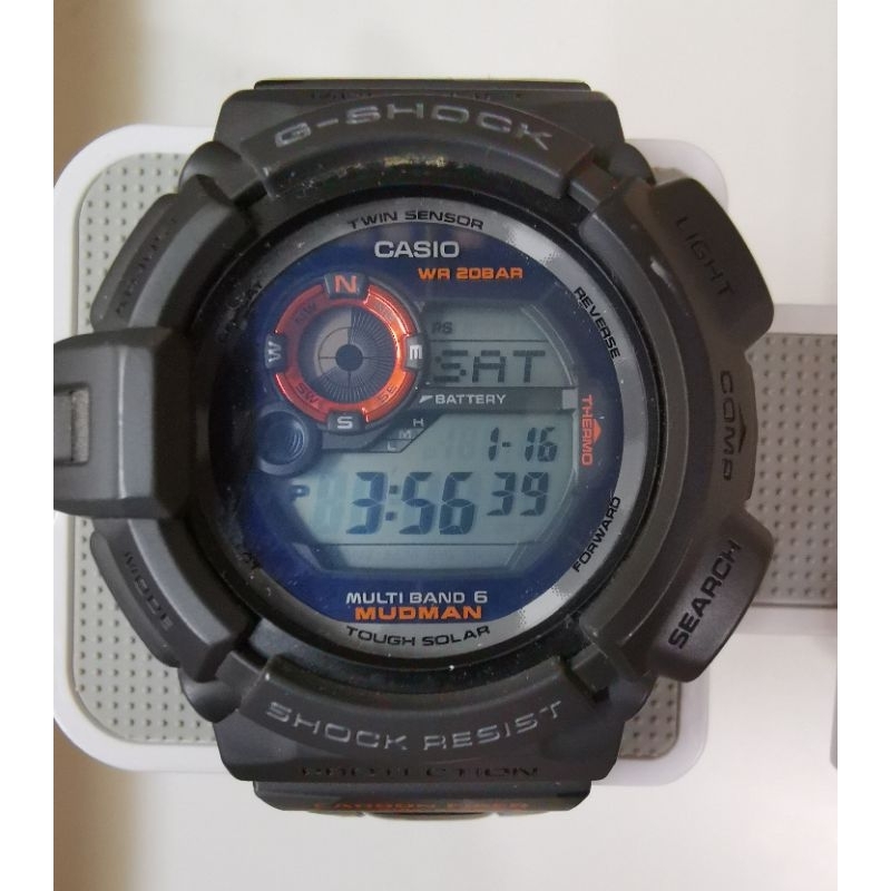 Casio G-SHOCK gw-9300cm-1dr 幾何迷彩電波錶