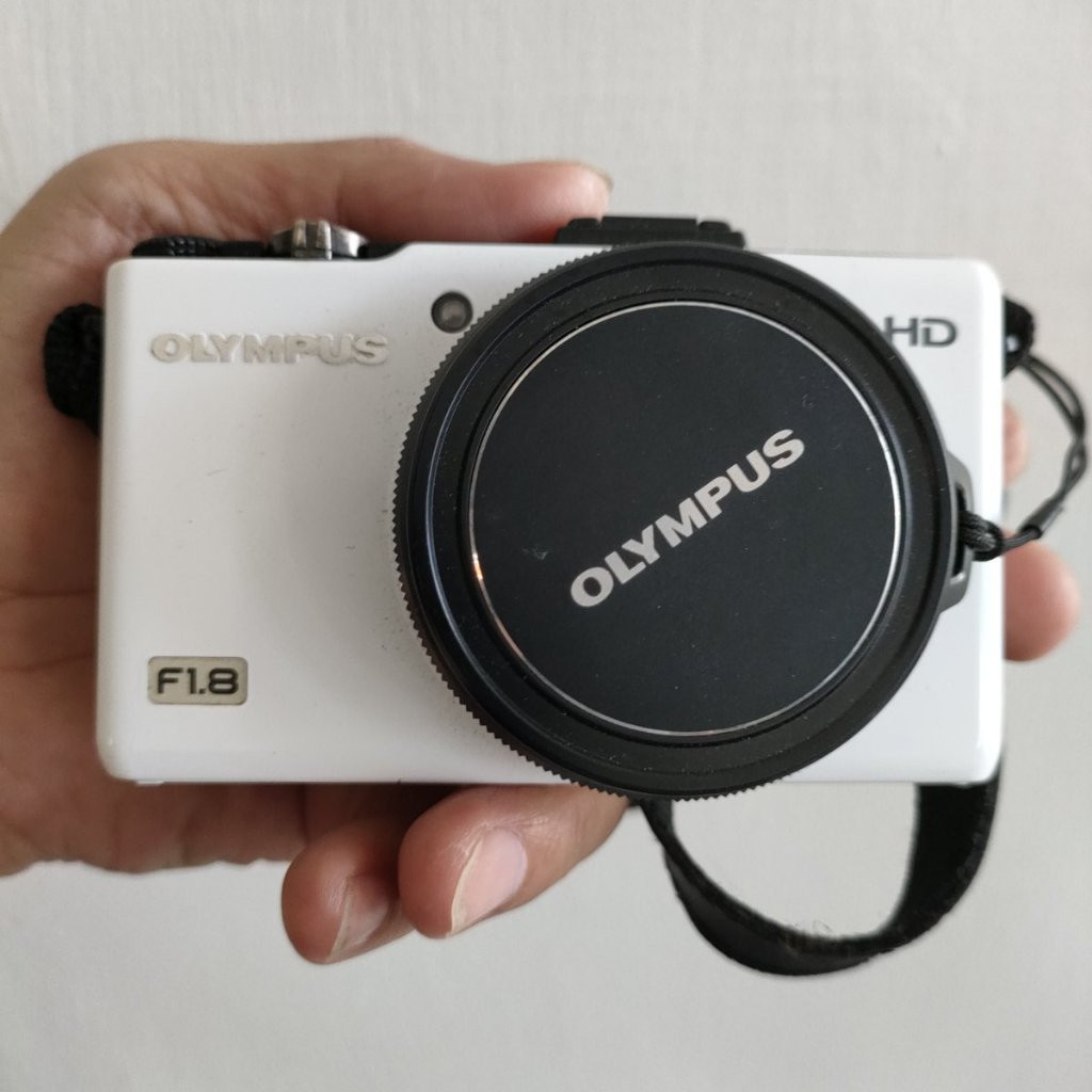 OLYMPUS XZ-1 數位相機 電池 記憶卡