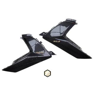 御前二輪機車精品✨BWSR BR 卡夢 碳纖維 大盾 小盾 前面板 飛鏢 尾燈上蓋 尾上 儀表板貼片 下巴貼片✨