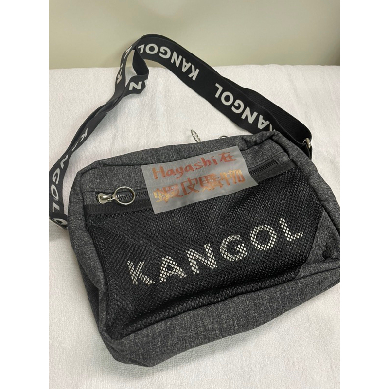 [二手] 正品 Kangol 郵差包 相機包 深灰色