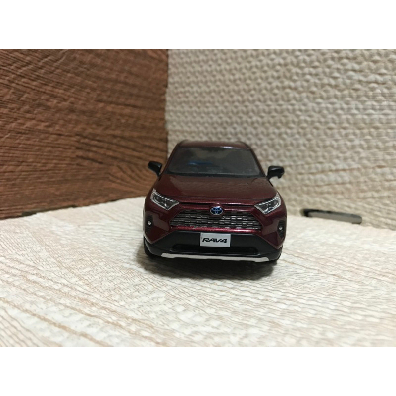 Toyota RAV4 Hybrid 躍動紅 1/30 日規原廠模型車 附模型盒