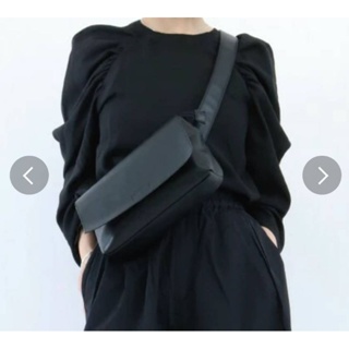 (現貨 黑/ 棕） 日本 anello GRANDE 光澤質感 腰包 肩背包 日本設計