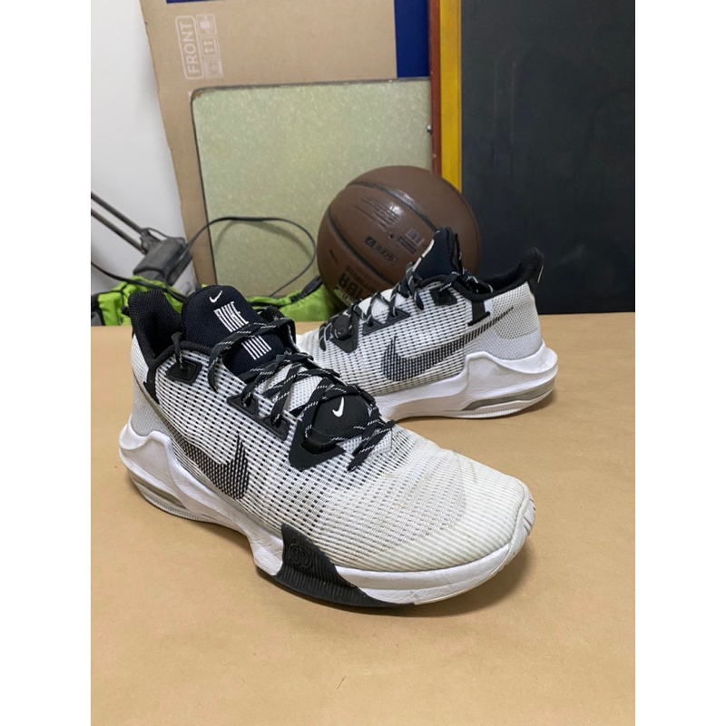 隨便賣 二手 Nike air max 籃球鞋 黑白 US11