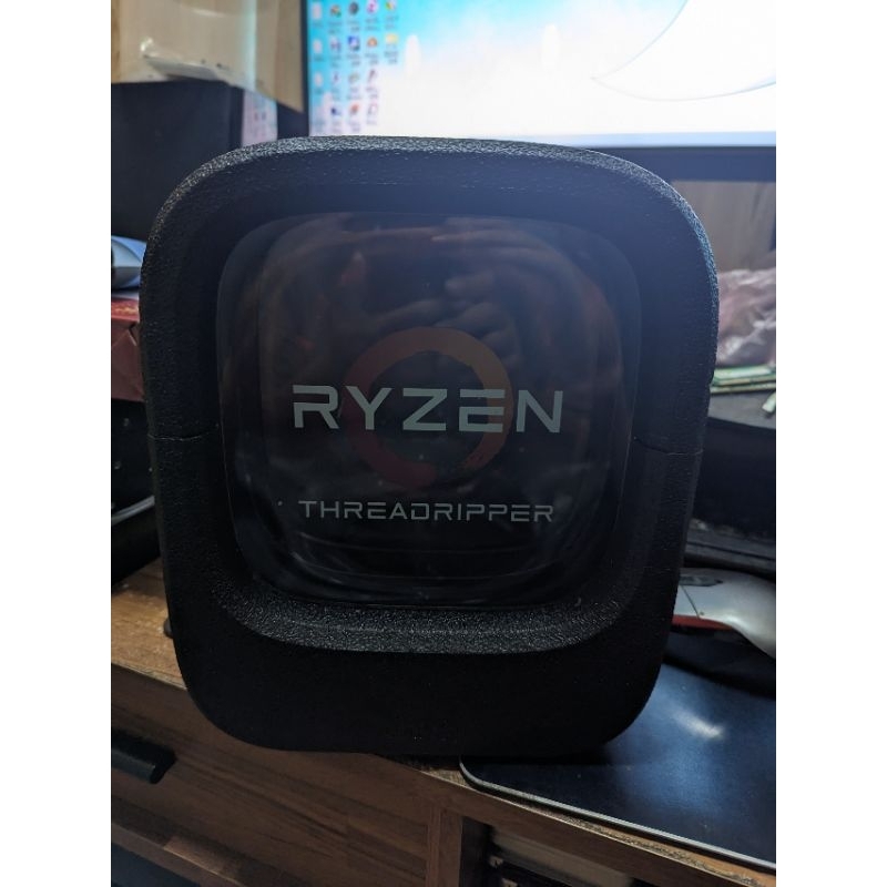 AMD Ryzen™ Threadripper™ 1920X 盒子 請詳閱內容