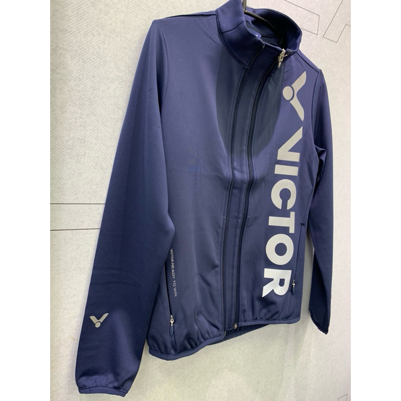 零碼特價 一鳴驚人 VICTOR 勝利 女款 韓國外套 韓國製 J-VT4101WB  羽球外套 外套